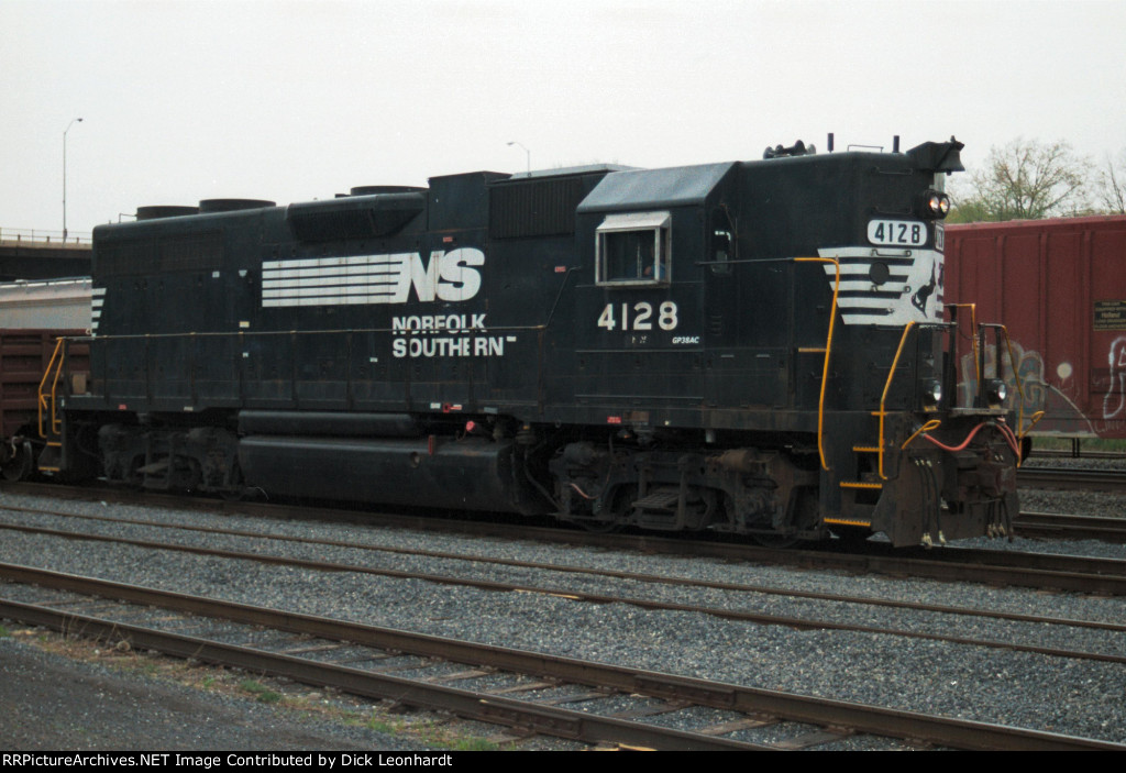 NS 4128